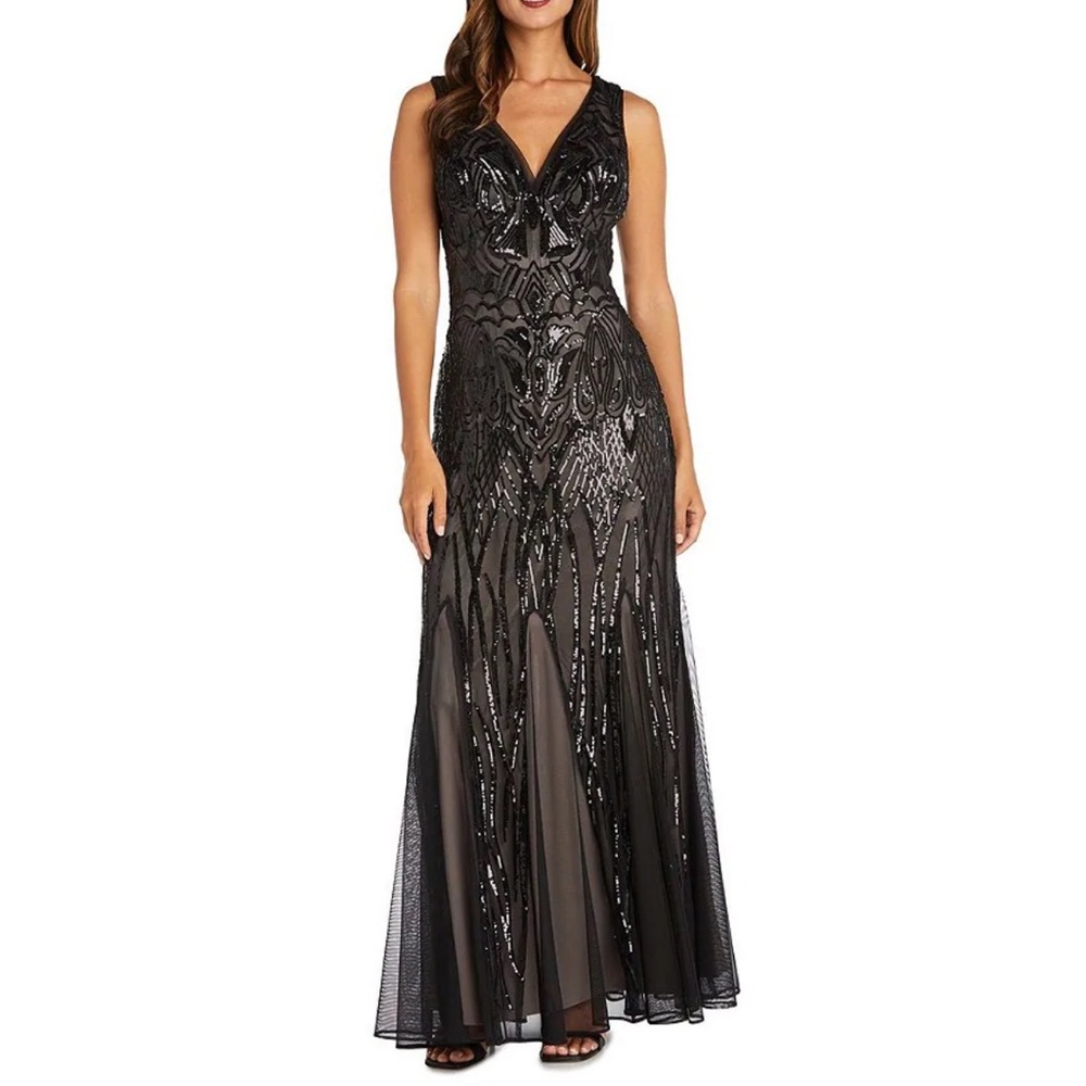 ✨ R&M Richards Black and Nude Sequin Dress Size 12 Like New Condition🖤